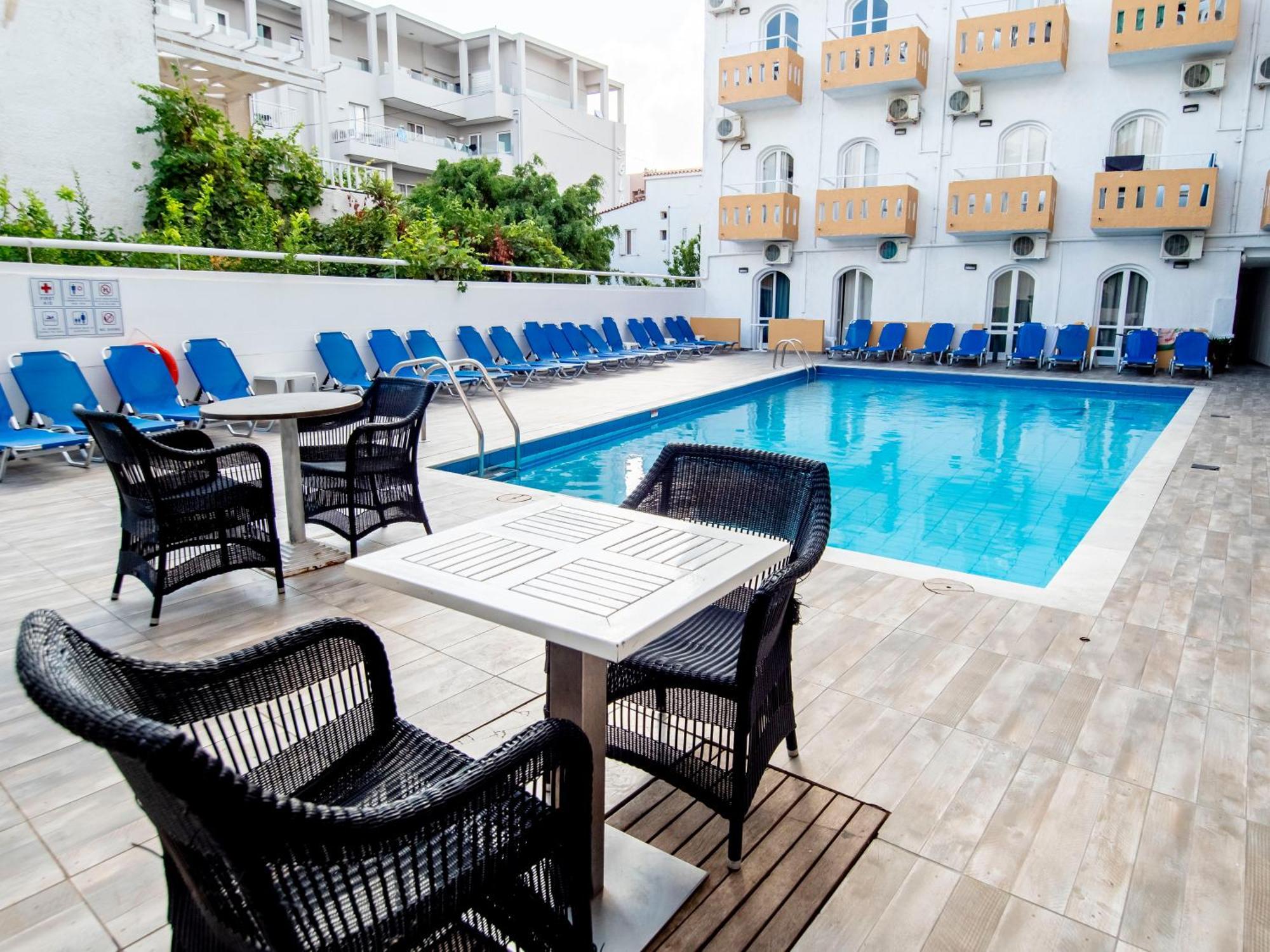 Pela Maria Hotel Hersonissos  Exterior foto