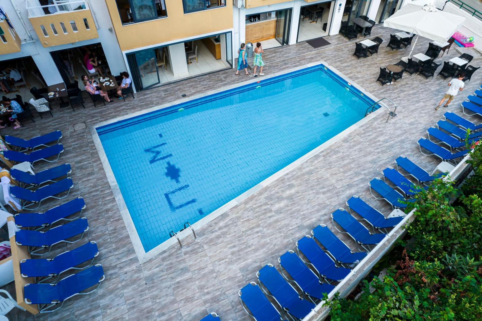 Pela Maria Hotel Hersonissos  Exterior foto